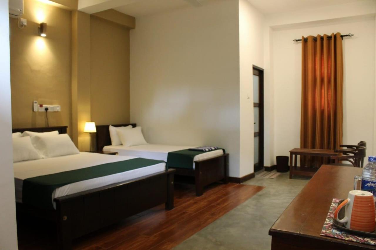 Forest Edge Villa Anurâdhapura Extérieur photo