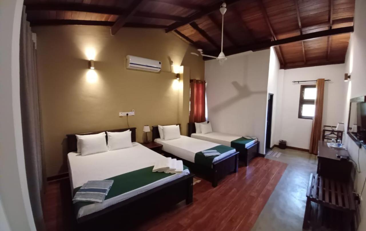 Forest Edge Villa Anurâdhapura Extérieur photo