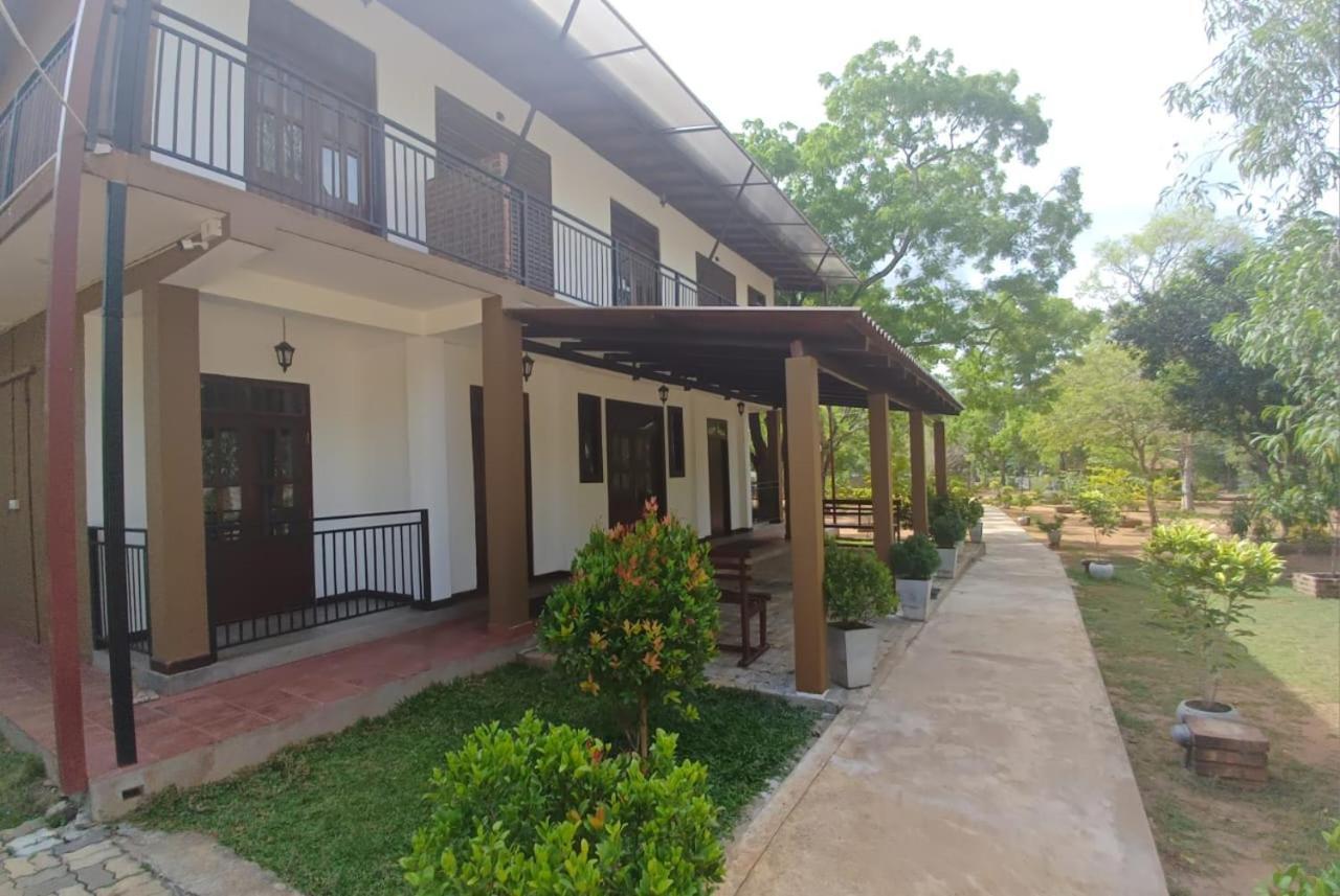 Forest Edge Villa Anurâdhapura Extérieur photo