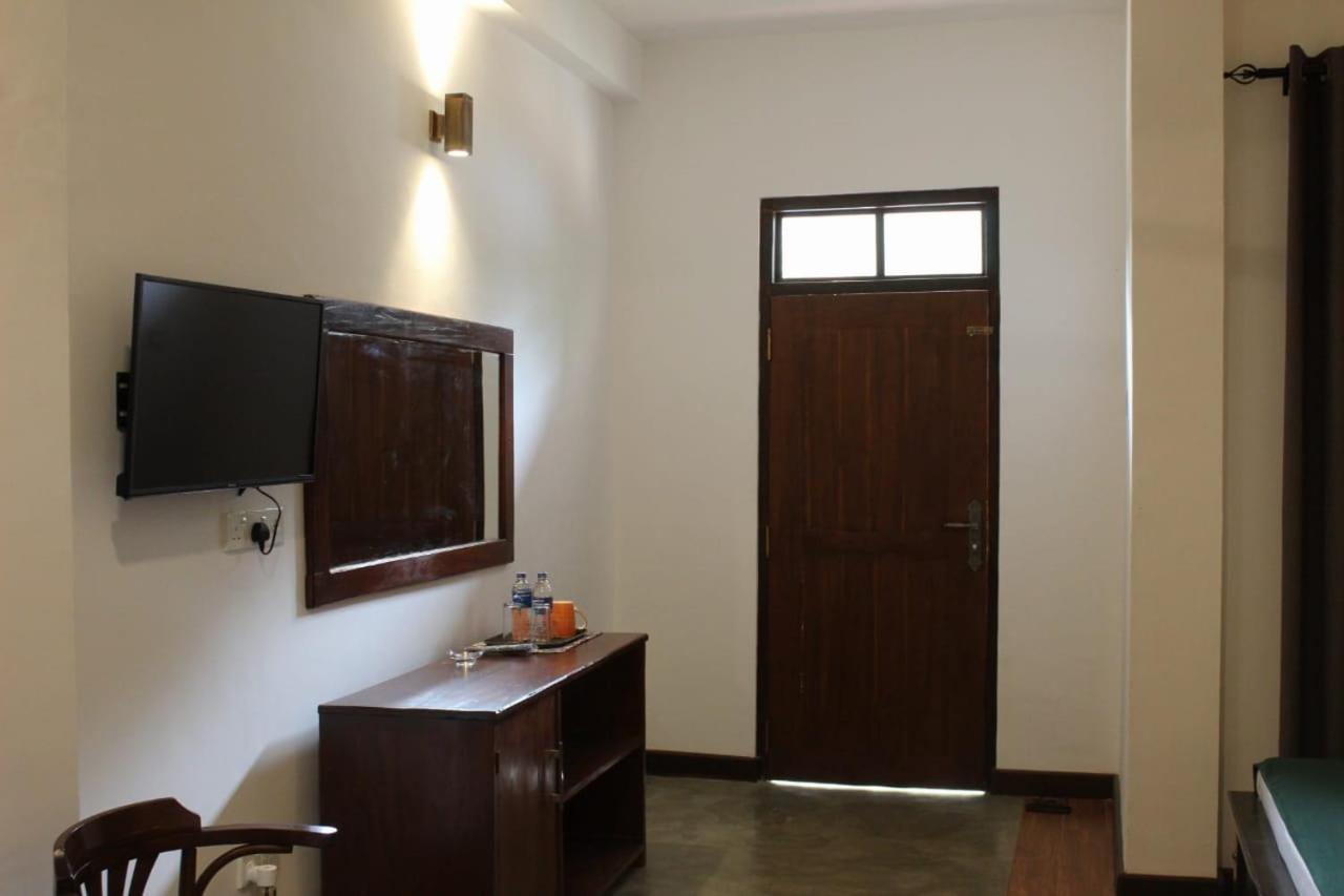 Forest Edge Villa Anurâdhapura Extérieur photo